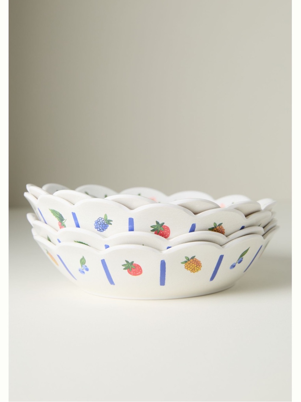 Anthropologie Annette Melamine Bowls Scalloped Fruit White Floral Set of 4 Large